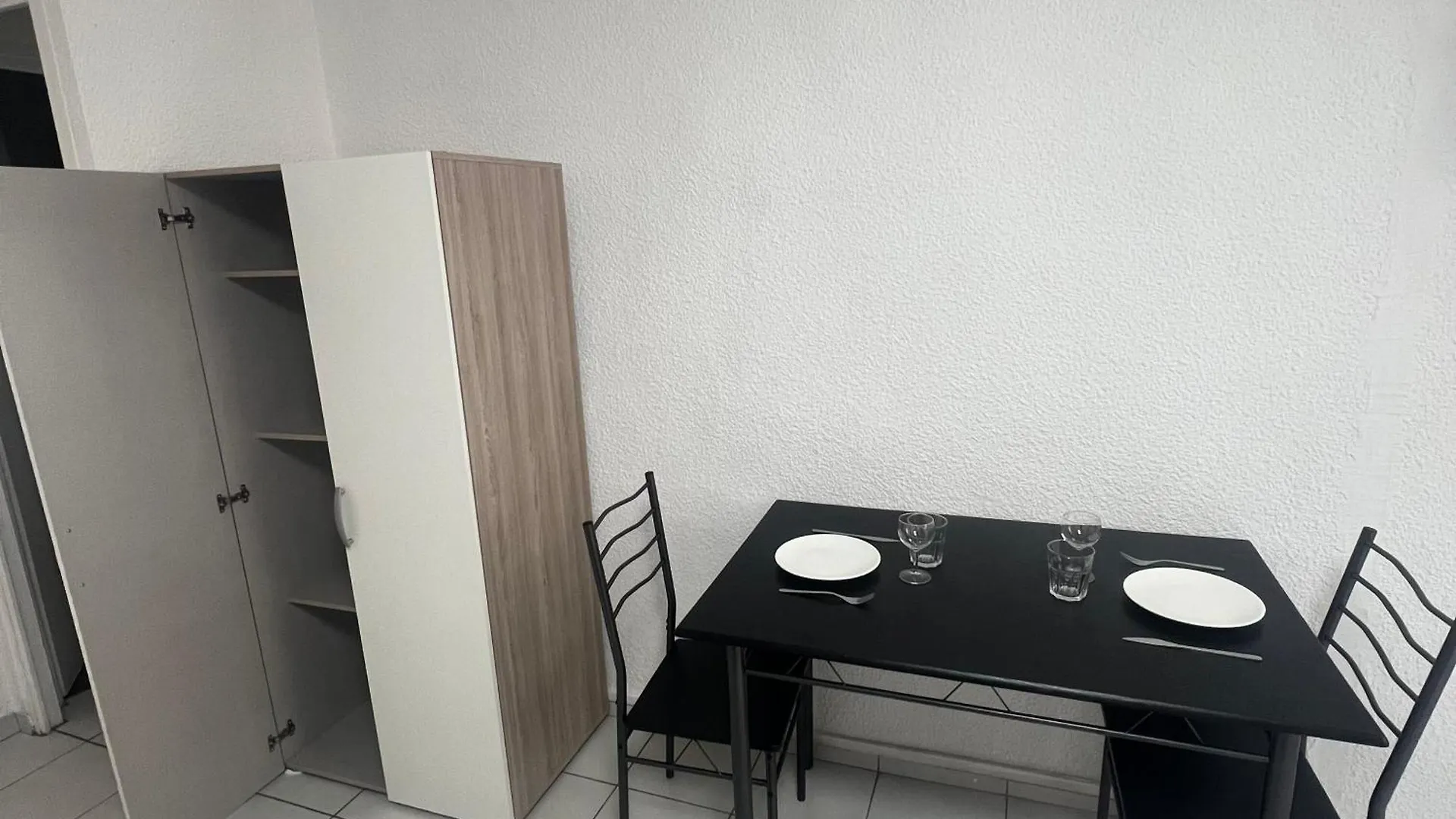 Appartamento Studio Tapisvert St Charles Canebiere Vieux Port Marsiglia